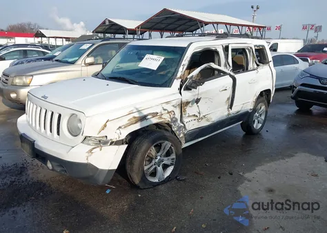 2014 Jeep Patriot Latitude z USA, uszkodzony, nr VIN 1C4NJRFB0ED761028